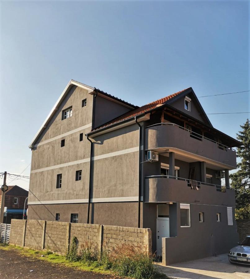 Apartments Vila Konak Belgrado Exterior foto